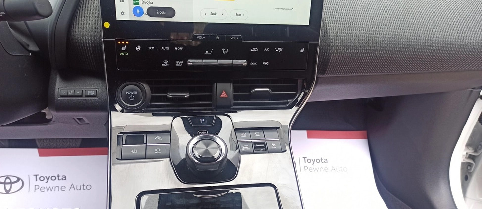 Toyota bZ4X cena 207900 przebieg: 7980, rok produkcji 2022 z Wleń małe 436